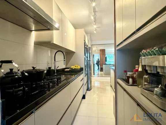 Imagem Apartamento de 2 quartos À VENDA na Agronômica com 1 garagem, Florianópolis/SC.