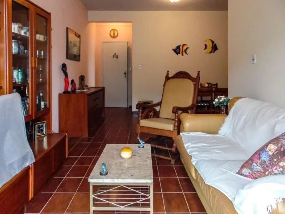 Imagem ASTÚRIAS - LOCALIZAÇÃO ESPETACULAR - 93 M² ÚTEIS - CONDOMÍNIO BAIXO - GARAGEM NO PRÉDIO.
