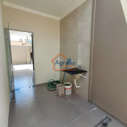 Imagem Casa à venda no bairro Jardim Maria Mendes - Mogi Guaçu/SP