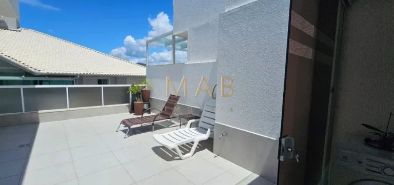Imagem Cobertura à venda em Florianópolis-SC, bairro Ingleses do Rio Vermelho: 2 dormitórios sendo 1 suíte, BWC social, vaga de garagem, 191m².