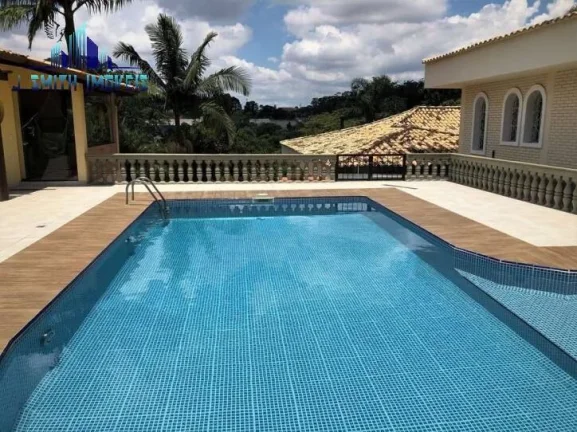 Imagem LINDA CASA CONTEMPORÂNEA, EM FINAL DE RUA COM VISTA PARA O VERDE