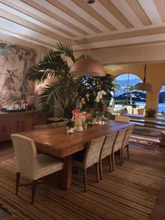 Imagem Casa com 6 dormitórios à venda, 650 m² por R$ 7.990.000,00 - Ferradura - Armação dos Búzios/RJ