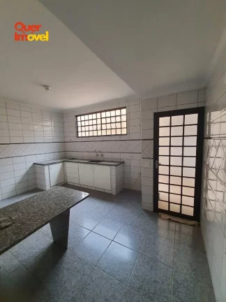 Imagem Sobrado à Venda em Ribeirão Preto-SP Residencial e Comercial Palmares 5 Quartos, 1 Suíte, 4 Banheiros 250m² 4 Vagas