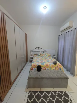 Imagem Casa à venda no bairro Vila Mariana - Aparecida/SP