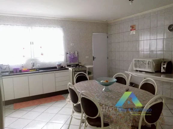 Imagem SANTO ANDRÉ Excelente sobrado 235 metros, 3 dormitórios, Edícula, 2 vagas com excelente localização e valor !!!