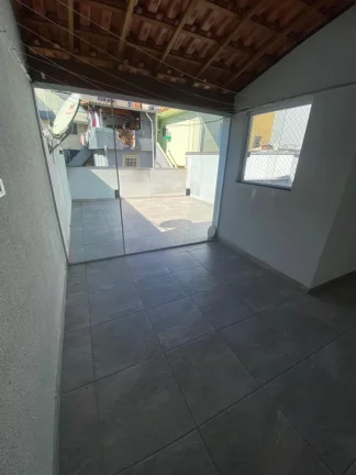 Imagem Cobertura sem condomínio à venda na Vila Linda, Santo André - SP: 2 quartos, 1 banheiro, 1 vaga, 91m².