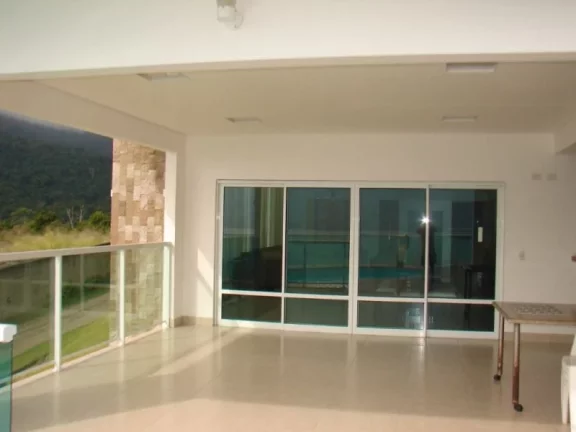 Imagem ILHABELA - CASA COM VISTA CINEMATOGRÁFICA. 4 SUITES E ACABAMENTO PRIMOROSO.