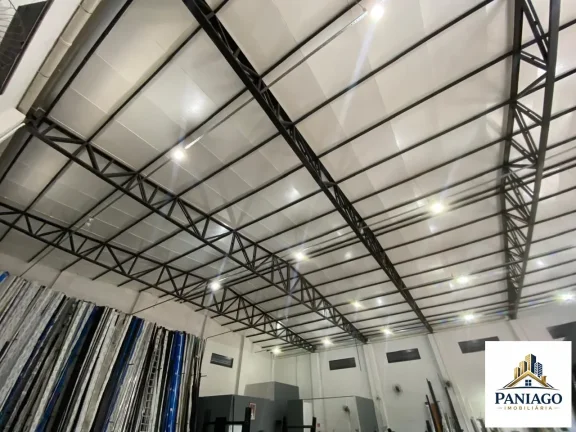 Imagem Barracão 430 m², pé direito alto, energia solar - Parque Geórgia, Cuiabá/MT
