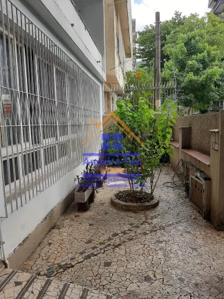 Imagem Grajaú, Rio de Janeiro - RJ, Casa, 4 quartos, 4 banheiros, varanda, 331 m², anexo no quintal, 4 vagas, à venda por R$ 740.000 ,00