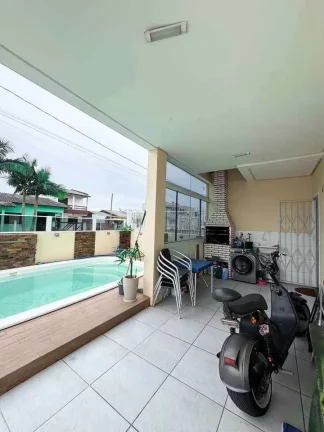 Imagem Casa geminada à venda em Passo de Torres, CENTRO, com 2 quartos