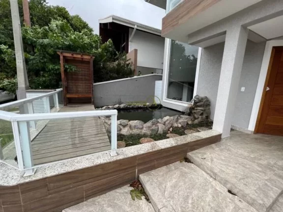 Imagem Sobrado à venda reformado Condomínio Bougainville III Piscina e Hidro