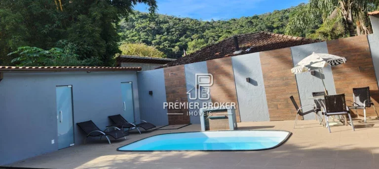 Imagem Casa à venda, 135 m² por R$ 999.000,00 - Albuquerque - Teresópolis/RJ