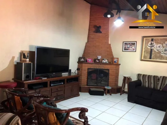 Imagem Bela Casa Térrea no Condomínio Colinas de Caucaia do Alto - Cotia