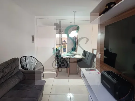 Imagem Venda de apartamento no Residencial Cosmos, Campinas. 2 dormitórios com armários, sala com varanda, cozinha com armários, lavanderia, banheiro, vaga