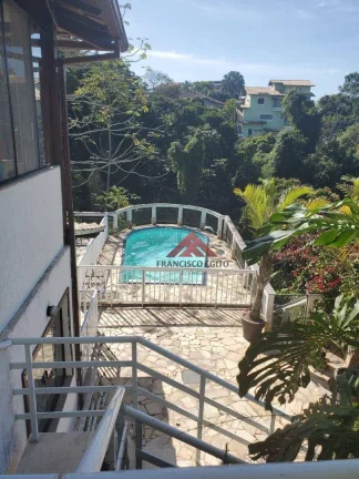Imagem Casa triplex de alto padrão no Ubá 5.