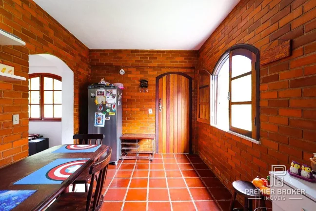 Imagem Casa à venda, 187 m² por R$ 900.000,00 - Golfe - Teresópolis/RJ