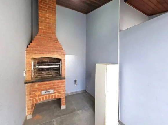 Imagem Casa200m² 4 dormitórios 2 suítes 4 vagas à venda, por R$ 950.000 Granja Viana - SP