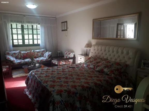 Imagem Casa para Venda em Teresópolis / RJ no bairro Parque do Imbui