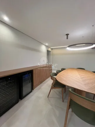 Imagem Apartamento venda Alphaville Cauaxi, 4 dorms, 2 suítes, 4 vagas, Depósito, 288m² por R$ 2.300.000, Barueri/SP
