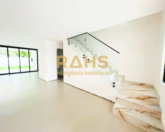 Imagem Lindo Sobrado Geminado Alto PadrÃ£o Novo em local Ã³timo, totalmente residencial, no Bom Retiro, prÃ...