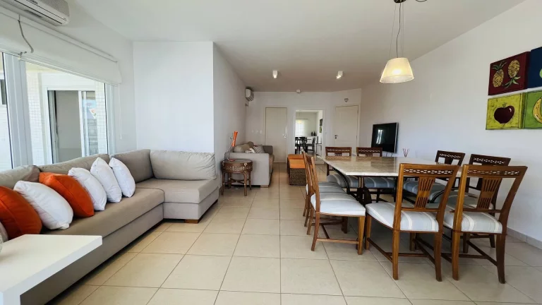 Imagem Apartamento de 4 Suítes em Andar Alto Decorado