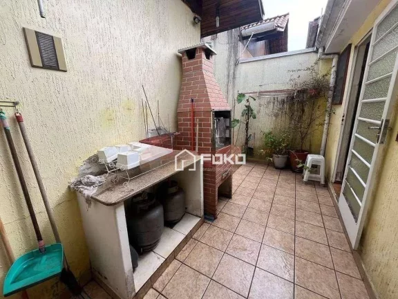 Imagem Casa com 4 dormitórios para alugar, 224 m² por R$ 5.560,00/mês - Jardim Maria Helena - Guarulhos/SP