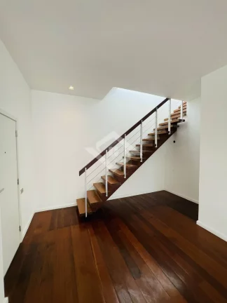 Imagem Cobertura Duplex de 5 Quartos para Venda em Copacabana com 250 m²