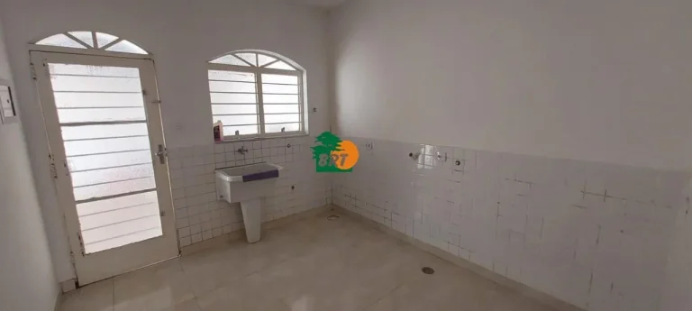 Imagem Casa para Venda em São Roque, Jardim Flórida, 3 dormitórios, 1 suíte, 2 banheiros, 1 vaga