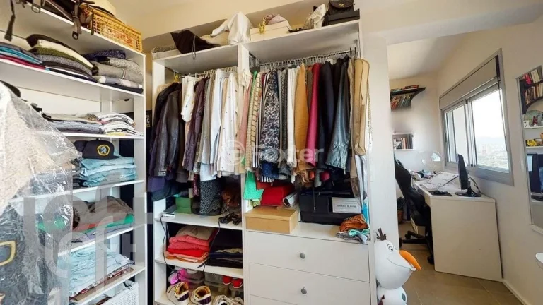 Imagem Apartamento 69M², 2Q, 1 Suíte, 2 Banheiros, 1 Vaga, Varanda, Piscina, Churrasqueira, Piscina Aquecida, Salão de Festas e Jogos, Gerador, Playground.