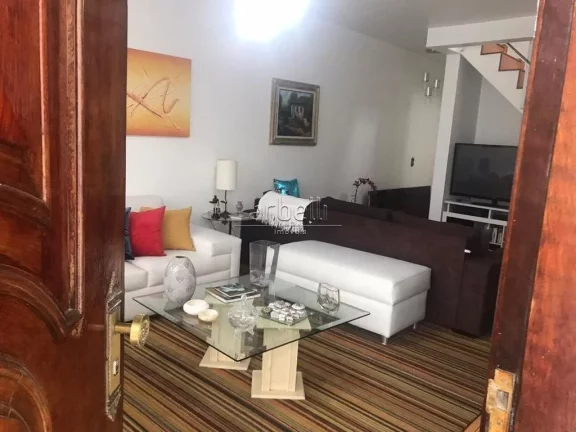 Imagem Sobrado com 130 metros quadrados com 3 dormitórios sendo 1 suíte com sacada e vista panorâmica, 1...