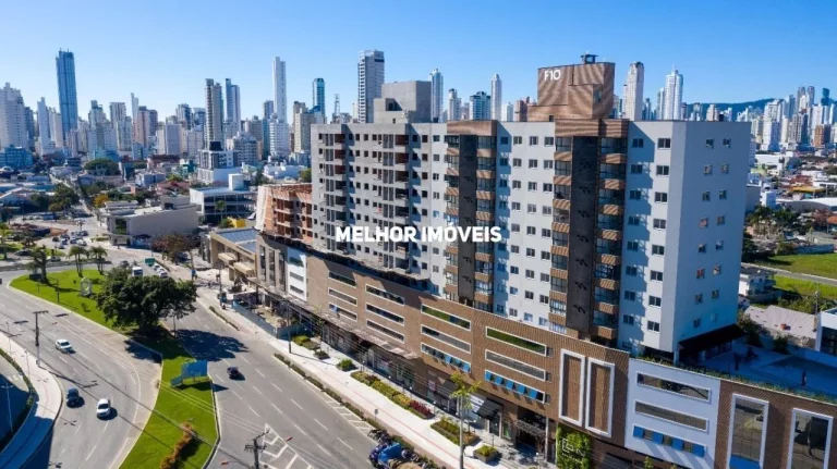 Imagem Apartamento 2 dormitórios sendo uma suíte e uma vaga em Balneário Camboriú.
