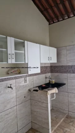 Imagem Casa para Venda em Parnamirim, Nova Parnamirim, 3 dormitórios, 1 suíte, 2 banheiros, 2 vagas