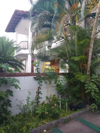 Imagem BELÍSSIMA CASA DUPLEX COM 04 QUARTOS, SENDO 03 SUÍTES, COM UMA EXCELENTE ÁREA DE LAZER, À VENDA NA MATA DA PRAIA EM VITÓRIA/ES!