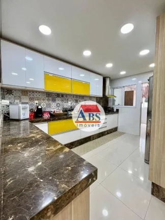 Imagem Apartamento à venda, 170 m² por R$ 850.000,00 - Vila Tupi - Praia Grande/SP