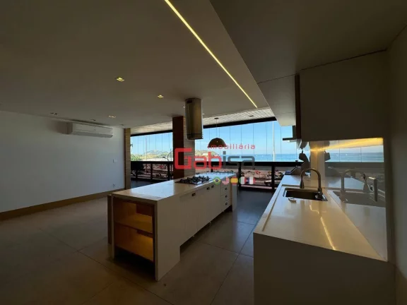 Imagem Apartamento com 3 dormitórios à venda, 250 m² por R$ 3.900.000,00 - Centro - Cabo Frio/RJ