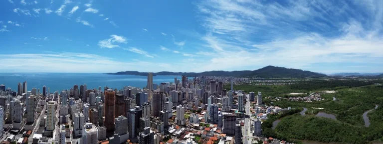 Imagem Apartamento à venda em Itapema, Meia Praia, com 3 quartos, 104,5m2