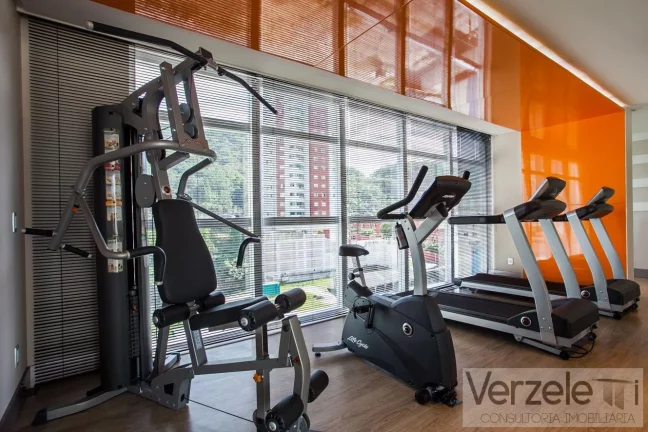 Imagem Apartamento 4 ou + dormitórios para Venda em Balneário Camboriú / SC no bairro Pioneiros