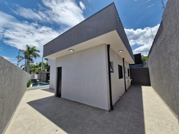 Imagem Casa para Venda em Itanhaém, Gaivota (Praia), 2 dormitórios, 1 suíte, 2 banheiros, 2 vagas
