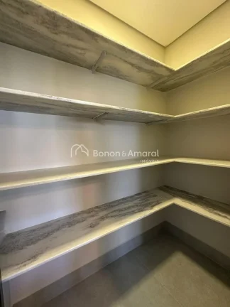 Imagem Se você está em busca do lar dos seus sonhos, acaba de encontrar. Esta casa recém construída no ...