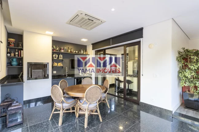 Imagem Casa Alto Padrão Condomínio Aspen 495 m²