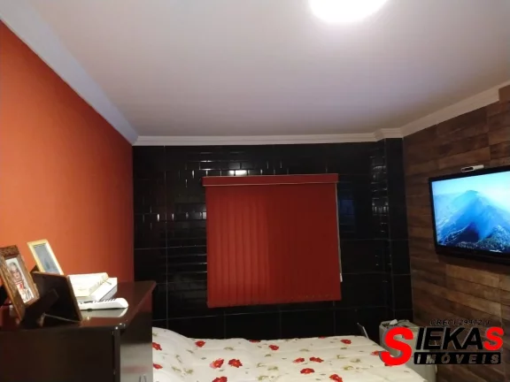 Imagem Imperdível oportunidade de adquirir sua casa na Vila Carmosina, São Paulo-SP - 2 quartos, 1 sala, 2 banheiros, 2 vagas - 89m²!