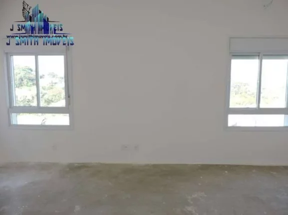 Imagem CASA ISOLADA, 170m², COM 3 SUÍTES. CONDOMÍNIO FECHADO NO JARDIM DA GLÓRIA.