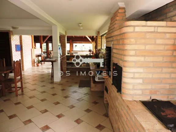 Imagem Espaçosa casa na Chácara Vale do Rio Cotia - Fazendinha - Granja Viana