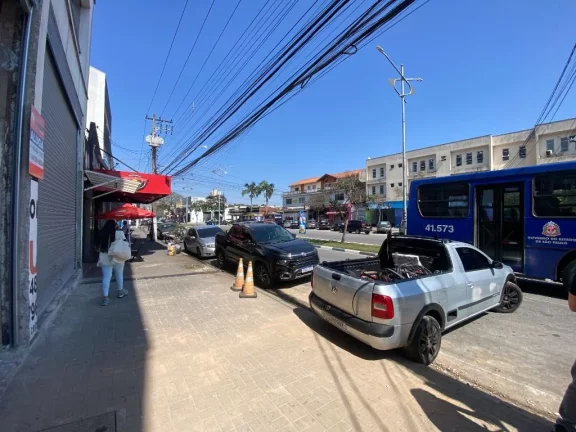 Imagem Salão para alugar, 180 m² por R$ 8.760,00/mês - Centro - Poá/SP