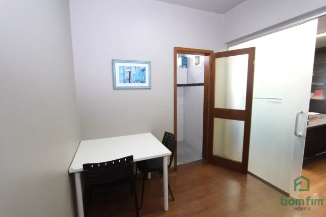 Imagem Alugo conjunto mobiliado, no Bairro Centro Histórico, Porto Alegre/RS - AP2675