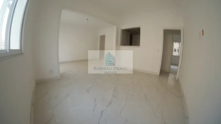 Imagem Imóvel de Luxo em Copacabana: Apartamento de 3 Quartos, 2 Suítes e 1 Vaga de Garagem - Rio de Janeiro-RJ