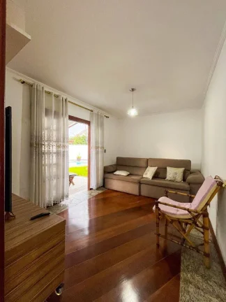 Imagem Casa com 4 quartos à venda, 345 m² por R$ 2.390.000 - Santana de Parnaíba/SP