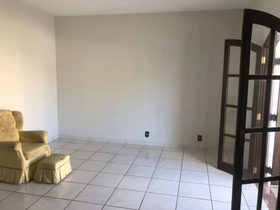 Imagem Sobrado com 3 dormitórios para alugar por R$ 5.105/mês - Parque Marajoara - Santo André/SP