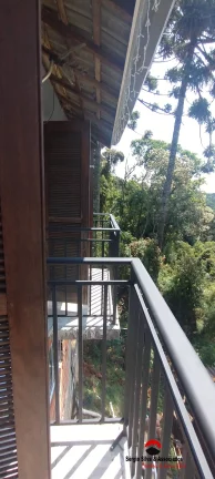 Imagem Casa a Venda na Região da Vila Natal em Campos do Jordão -SP.