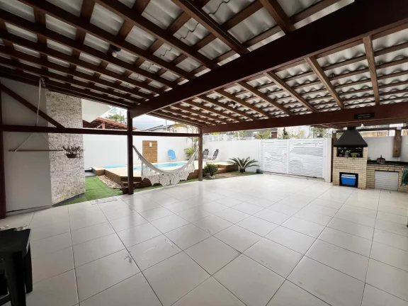 Imagem Casa para Venda em Florianópolis / SC no bairro São João do Rio Vermelho